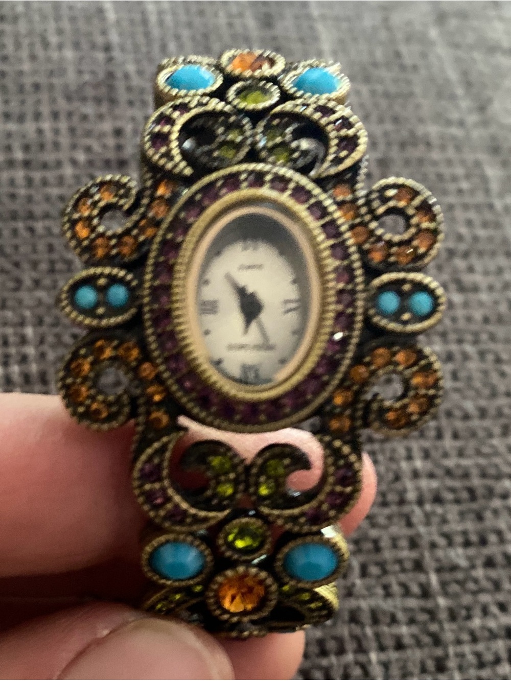 Multi-gem watch